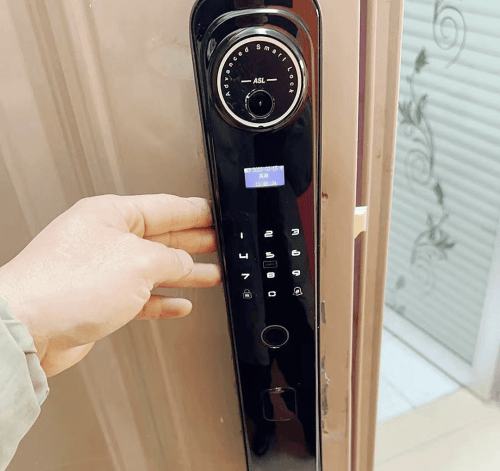 ：安全与颜值并存这些品牌用户满意度超高PG电子麻将胡了试玩智能锁十大品牌排行(图2)